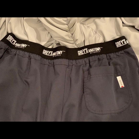 Greys Anatomy Women Scrub Pant by Barco (like new) - Picture 3 of 8